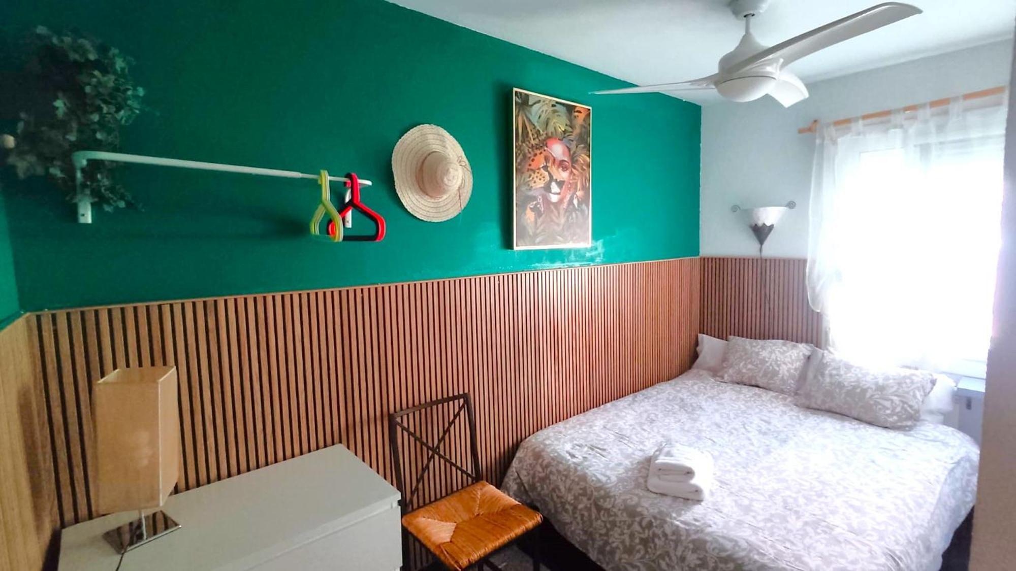 Bianca Seaview & Beach Apartment Montgat Exterior photo