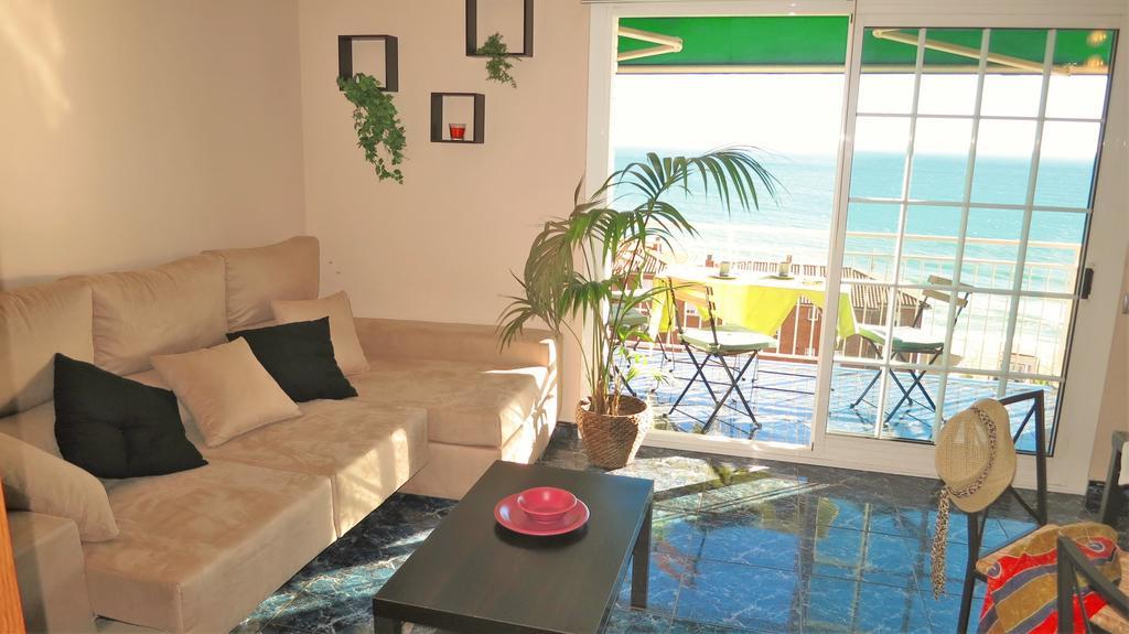 Bianca Seaview & Beach Apartment Montgat Exterior photo